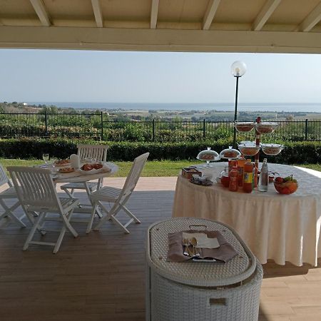 Country House Resort Villa Giardino Degli Eventi Fano Luaran gambar