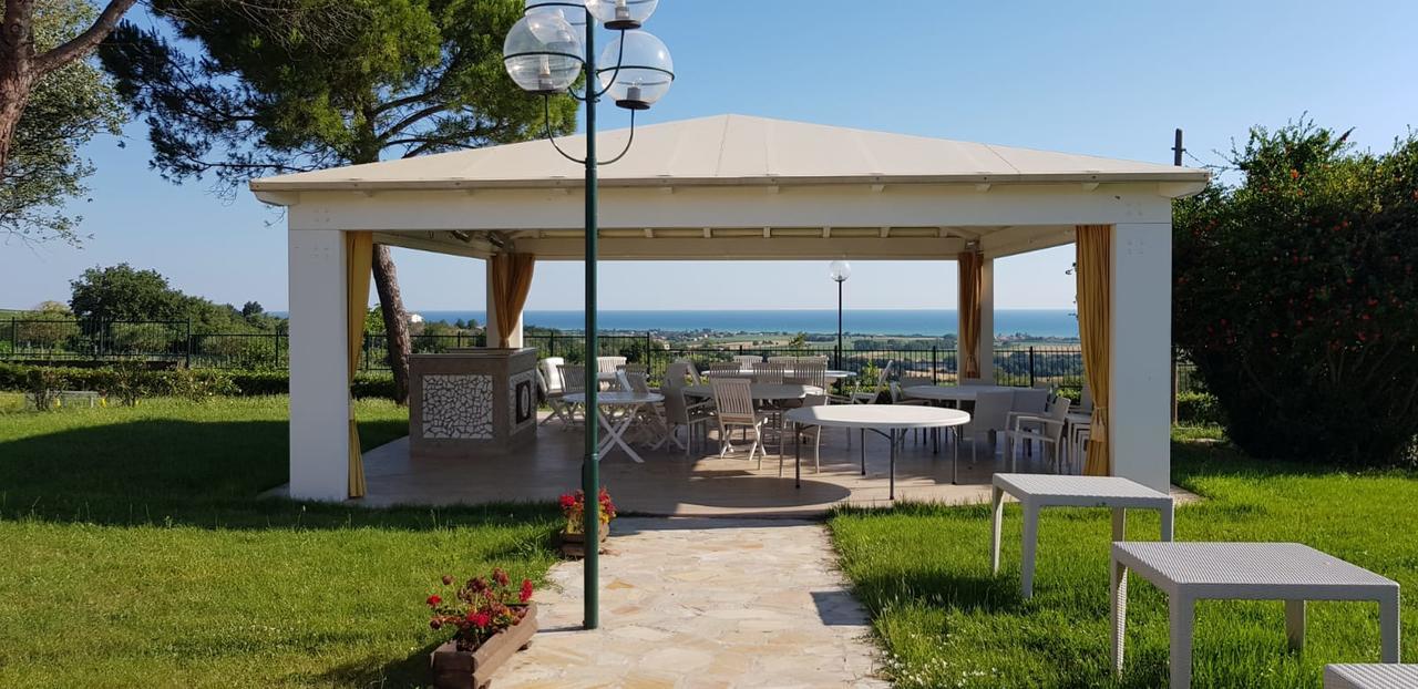 Country House Resort Villa Giardino Degli Eventi Fano Luaran gambar